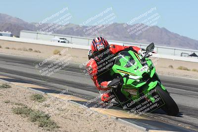 media/Oct-30-2025-Racers Edge (Thu) [[dabbdaf680]]/3-B Group/Session 3 (Turn 15 Inside)/